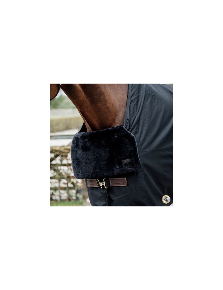 Kentucky - Accessoire de Couverture - Horse Bib Protection Poitrail Mouton